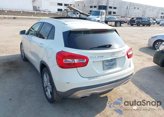 WDCTG4GB3FJ076493: 42922906