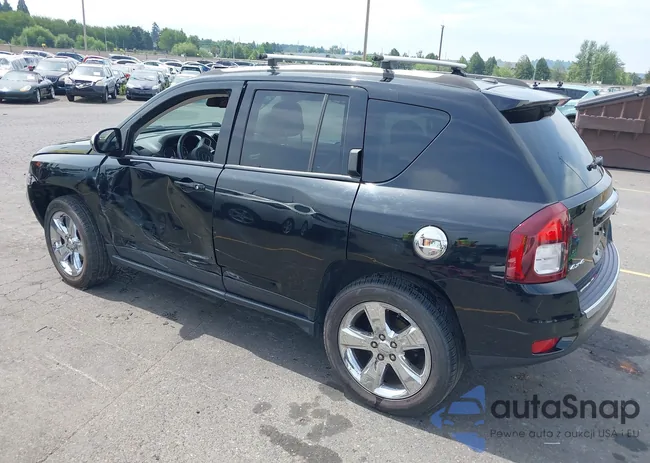 1C4NJDCB3ED705057: 42923104