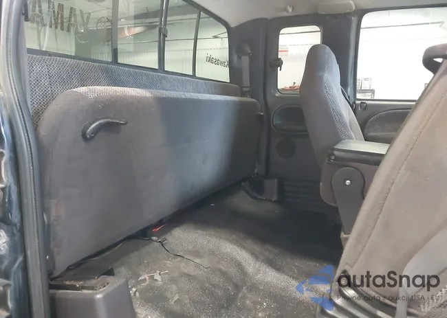 3B7KF23Z5YG123720: 42922308