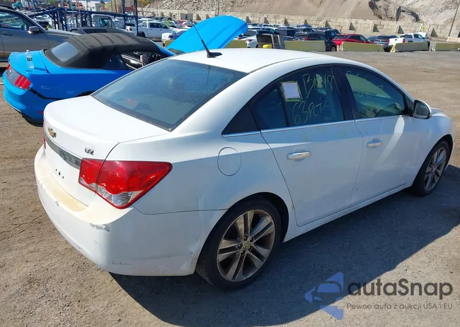 1G1PH5SC1C7314174: 42922333