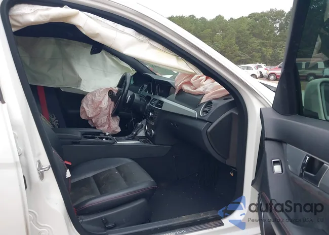 WDDGF5HB4DA834763: 42922426