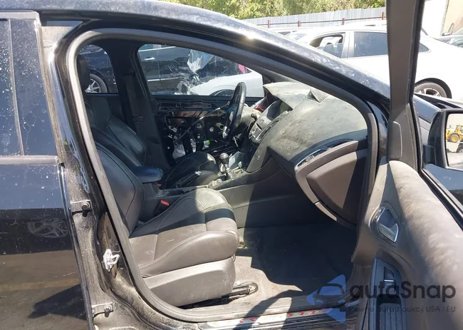 1FADP3L96JL304660: 42922582