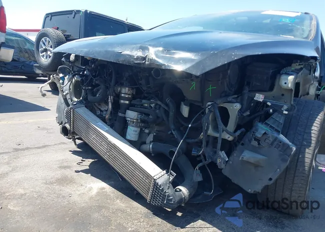 1FADP3L96JL304660: 42922582