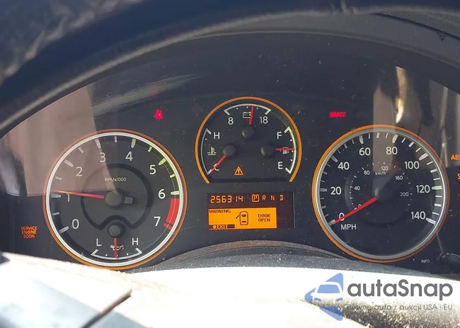 5N1AA08D28N614597: 42923915