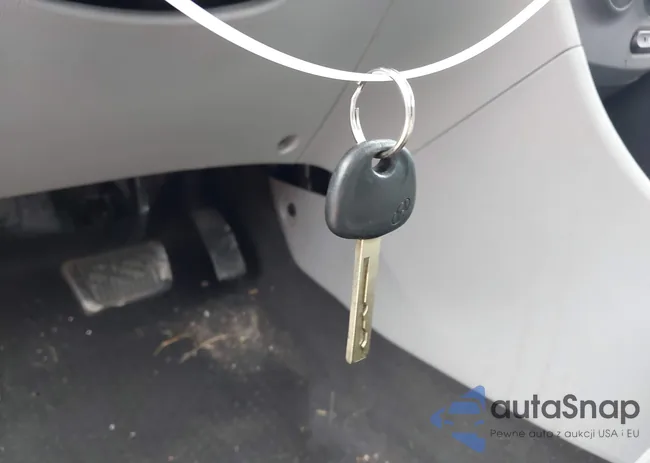 KMHCT4AE3HU379100: 42923991