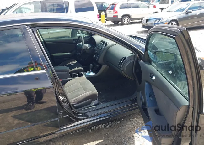 1N4AL2AP2CC243241: 42924080