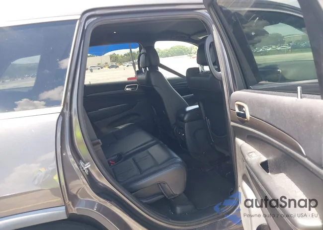 1C4RJEAG0GC382715: 42924084