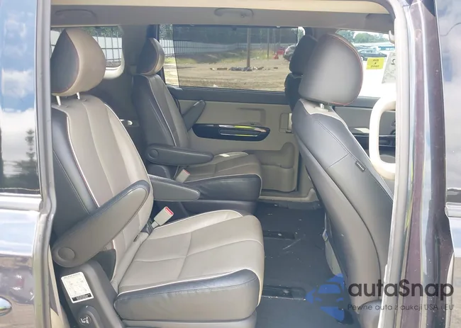 KNDMC5C12G6154565: 42923292