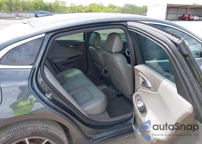 1G1ZE5ST4GF198630: 42923484