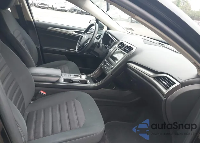 3FA6P0HD5HR153892: 42923500