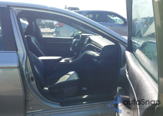 4T1G11AK6MU448528: 42924872