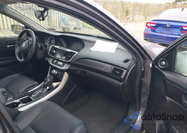 1HGCR2F80DA126923: 42925239