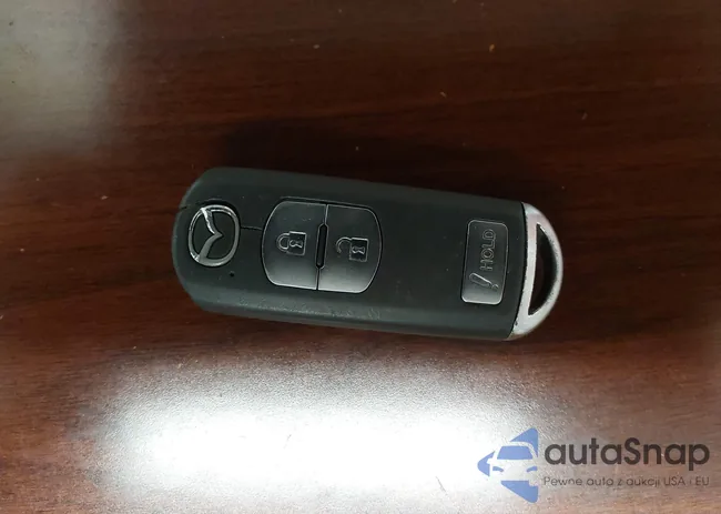 3MZBN1L76HM119055: 42924261