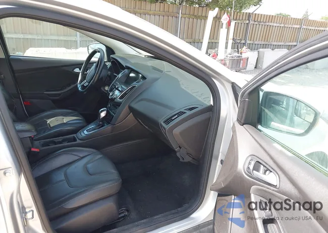 1FADP3F21GL224481: 42924333