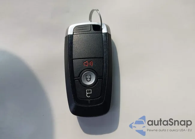 1FMCU9G63LUC76116: 42924520