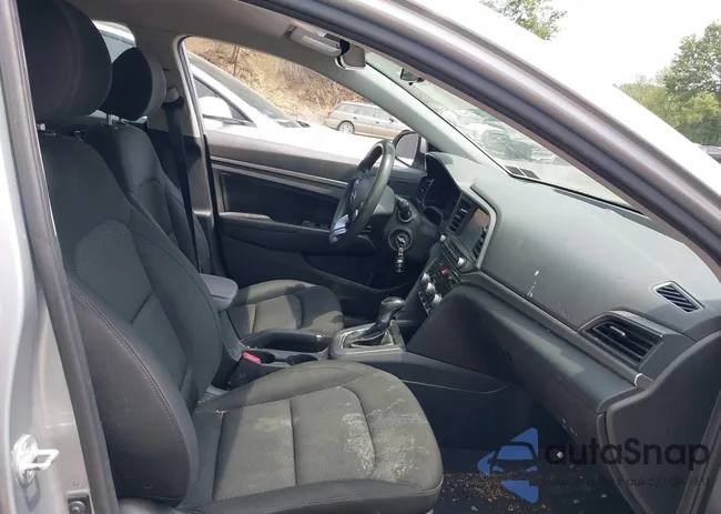 KMHD84LF4LU937461: 42924546