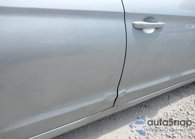 KMHD84LF4LU937461: 42924546