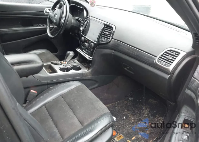 1C4RJEAG9KC543443: 42924561