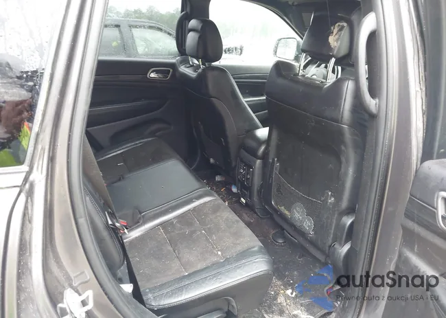 1C4RJEAG9KC543443: 42924561