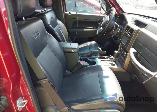 1C4PJMFK5CW168438: 42925755