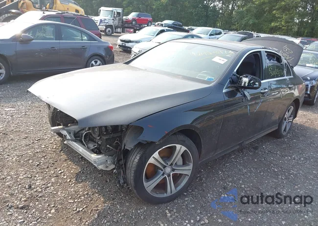 WDDZF4KB7HA113967: 42925973