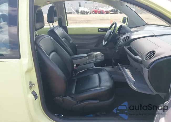 3VWCB21C61M475322: 42926112