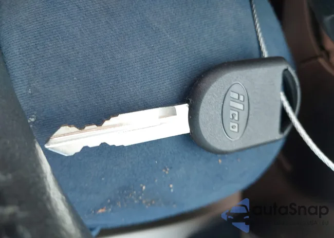 1FMCU0D77AKB41741: 42926118