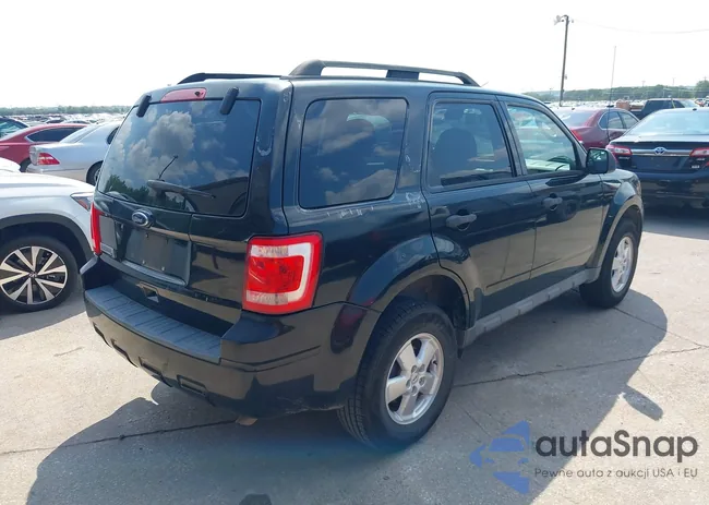 1FMCU0D77AKB41741: 42926118