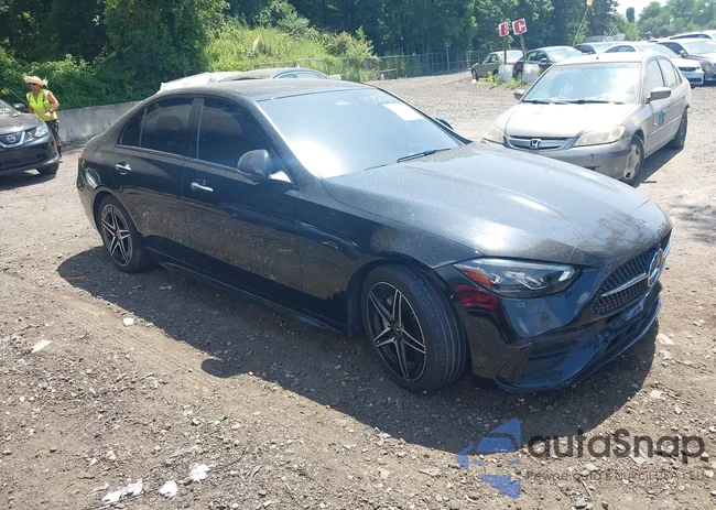 W1KAF4HB7NR060303: 42925271