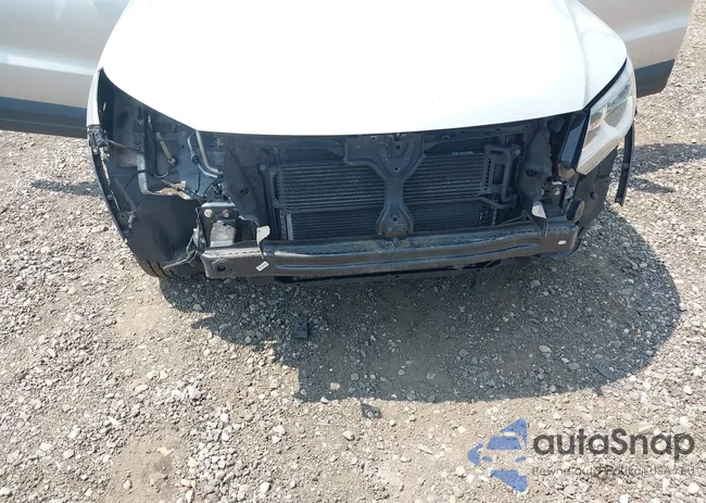 WVGAV7AX9FW594437: 42925357