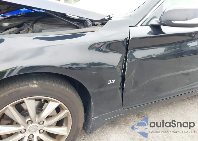 JN1BV7AR9EM700330: 42925380