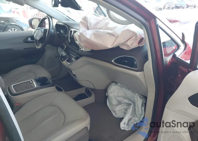 2C4RC1L73MR596729: 42925385