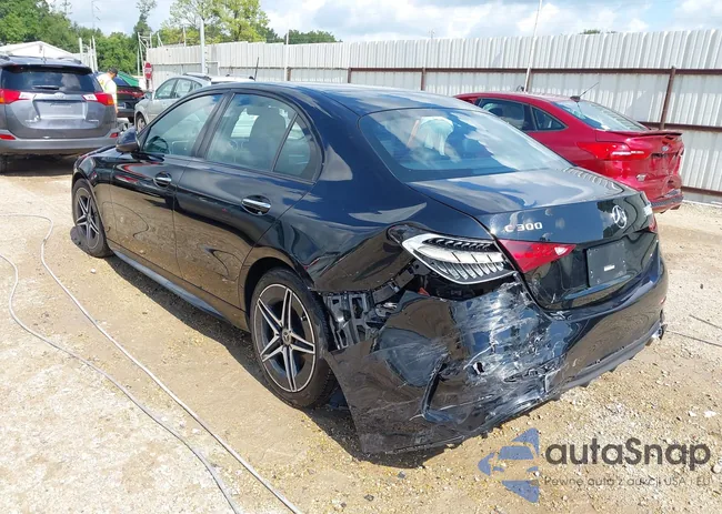 W1KAF4HB2PR104999: 42926747