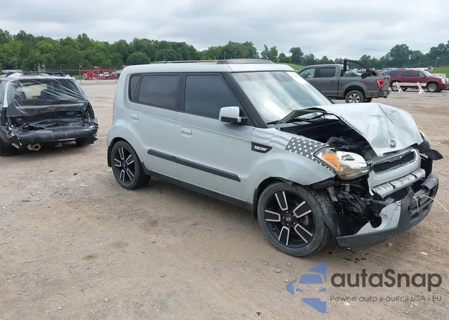 KNDJT2A2XA7169426: 42926883