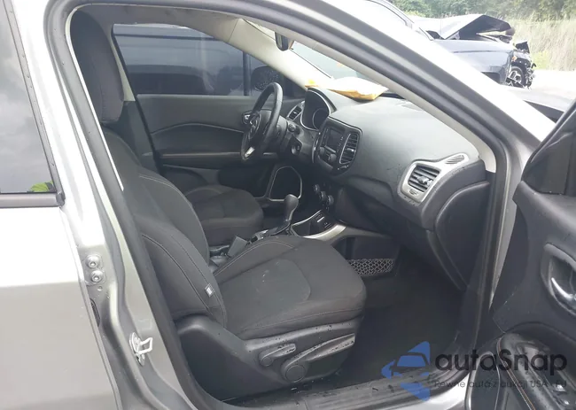 3C4NJCAB1JT286224: 42926898