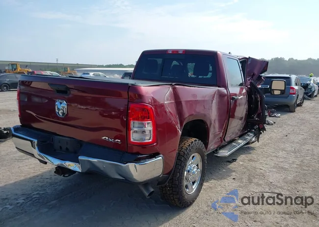 3C6UR5CL3RG216032: 42926901