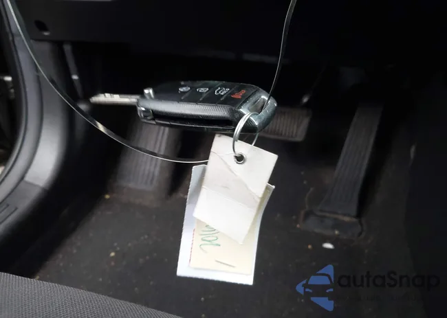 KNDJN2A28G7309623: 42927083