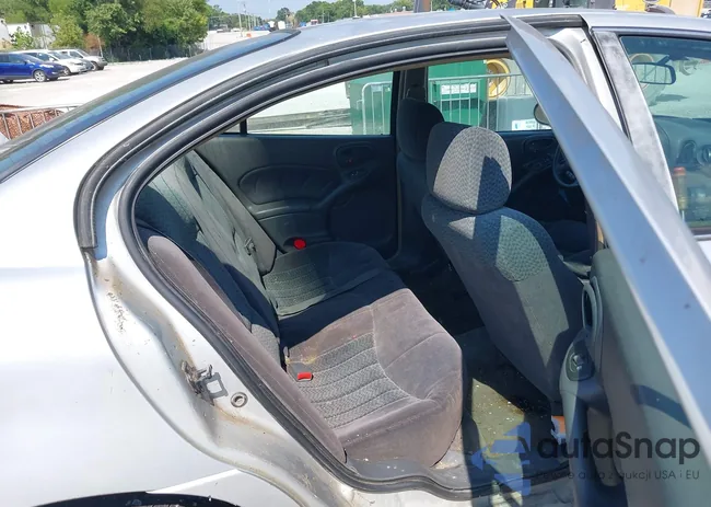 1G2NF52E62M665379: 42927157