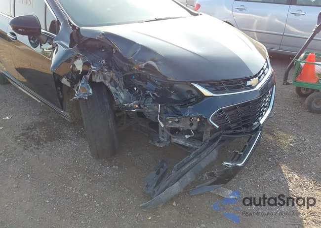 1G1BF5SM3H7280996: 42926311