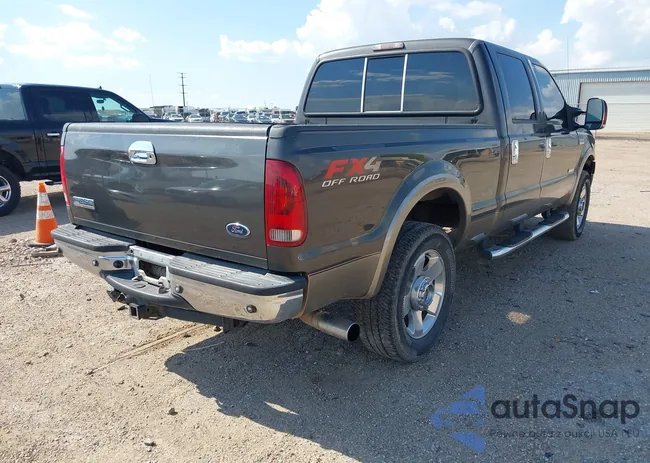 1FTSW21P26ED37084: 42926379