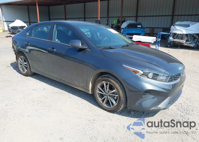 3KPF24AD6NE428778: 42926381