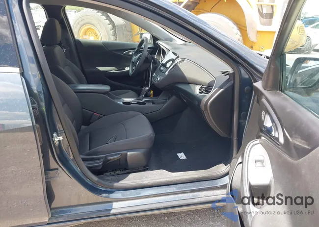 1G1ZD5ST2LF085188: 42926500