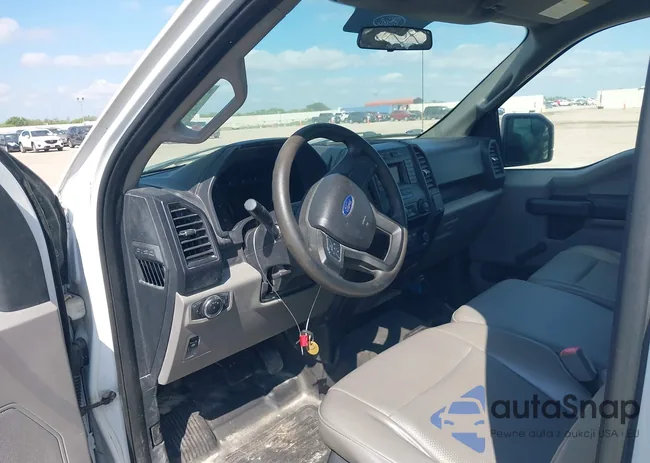 1FTMF1CB7JKE60748: 42926567