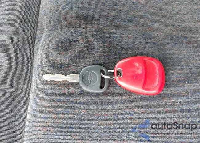 2GCEK19V321324703: 42926630