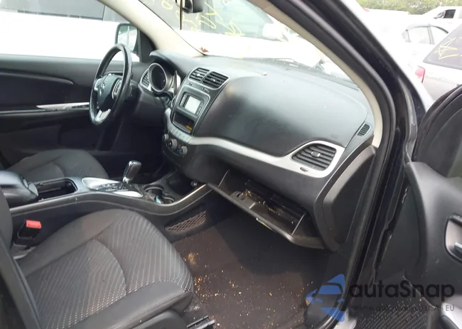 3C4PDCBG4HT516410: 42927814