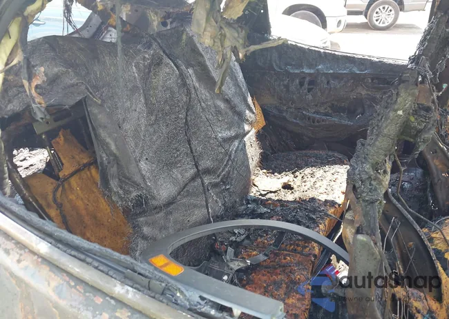 5XYZTDLB8EG167775: 42927978