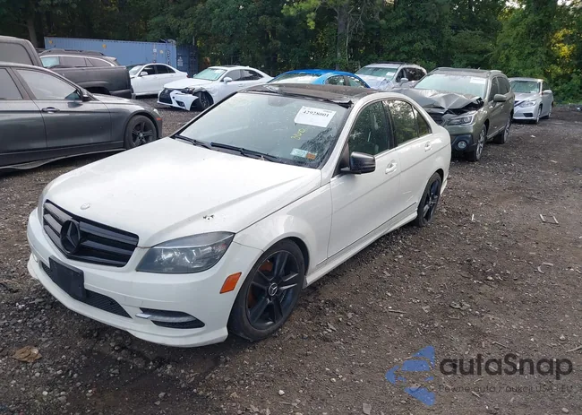 WDDGF8BB3BR173199: 42928001