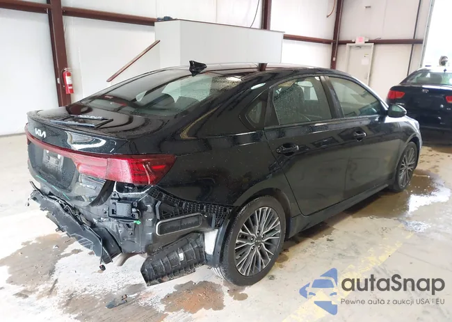 3KPF54AD8PE516645: 42928070