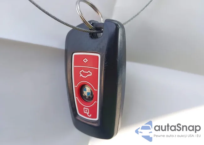 WBA8D9C55JA615767: 42928091