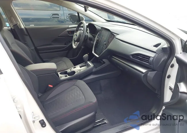 JF1GUAFCXR8295896: 42928102